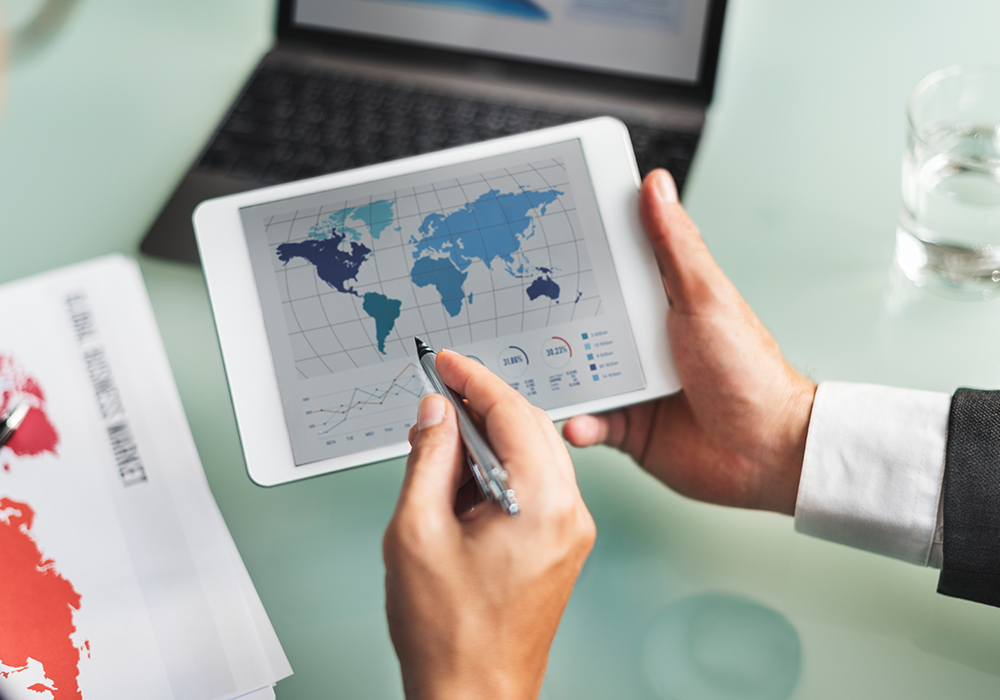 The Role of Machine Learning Algorithms in Predicting Stock Market Trends